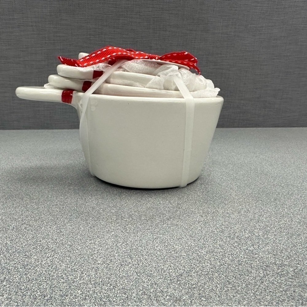 BRAND NEW RAE DUNN SNOWMAN MEASURING CUPS! - Picture 7 of 7